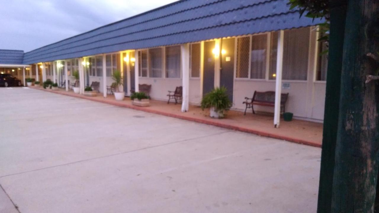 City Park Motel And Apartments Wagga Wagga Exterior foto